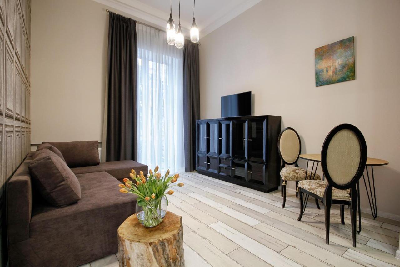 D5 Apartments Odesa Exterior photo